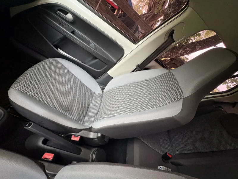 Venta en Uruguay de Volkswagen Up  4 puertas 