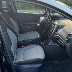 Venta en Uruguay de Renault Captur  4 puertas 