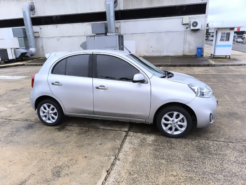 venta de Nissan March usado
