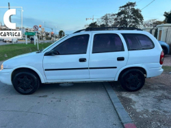 Chevrolet Corsa Wagon  familiar ofrecido en Paso Carrasco 