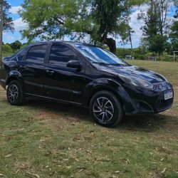 Fiesta Max 2012 usado en venta