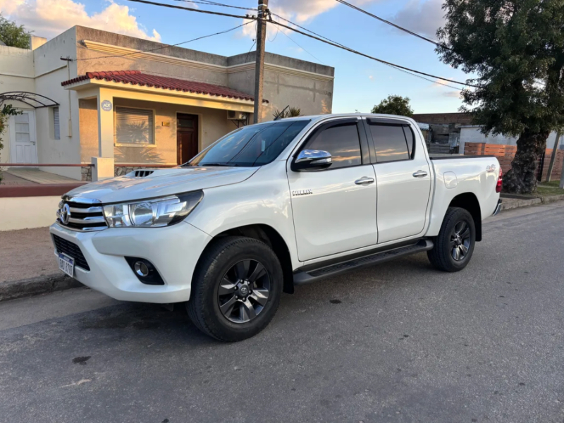 venta de Toyota Hilux usado