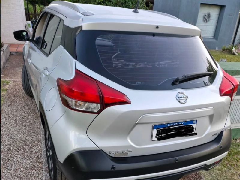 Nissan Kicks  suv ofrecido en Fray Bentos 
