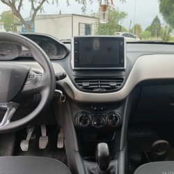 Peugeot 2008  suv ofrecido en Canelones 