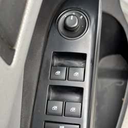 Venta en Uruguay de Chevrolet Sonic  4 puertas 