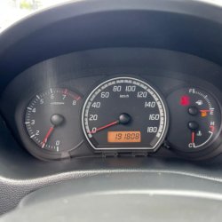 Venta en Uruguay de Suzuki Swift  4 puertas 