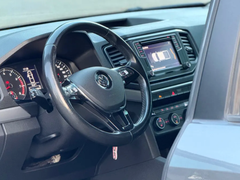 Venta en Uruguay de Volkswagen Amarok  4 puertas 