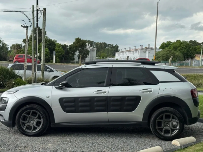 Citroën C4 Cactus  suv ofrecido en Ciudad de la Costa 