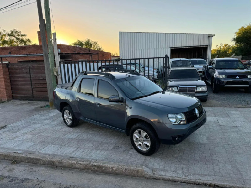 Imagen del Renault 2023  1.6 listo para la venta  
