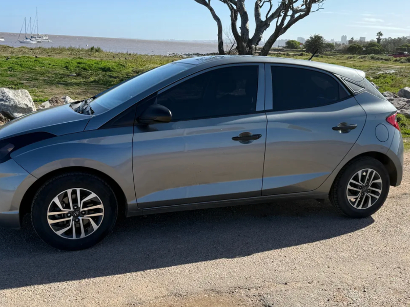 Hyundai HB20  hatchback ofrecido en Ciudad Vieja 