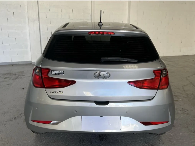 Hyundai HB20  hatchback ofrecido en Las Piedras 