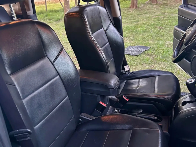 Jeep Compass  suv ofrecido en Pan de Azúcar 