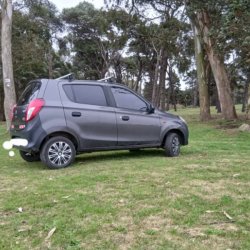 Venta en Uruguay de Suzuki Alto  4 puertas 