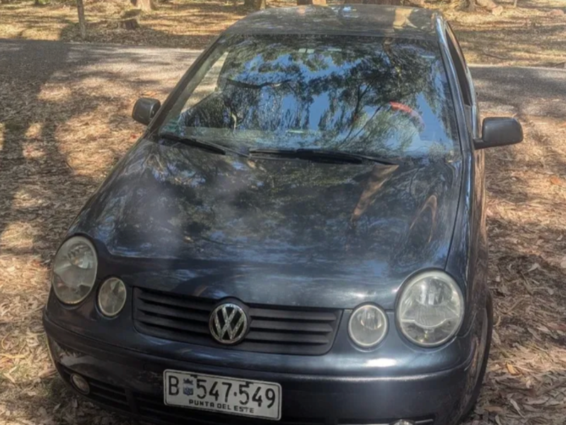 Volkswagen Polo  hatchback ofrecido en La Paz 