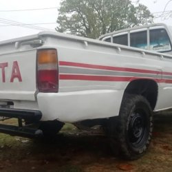 Hilux 1988 usado en venta