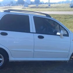 Chery QQ  hatchback ofrecido en Las Piedras 