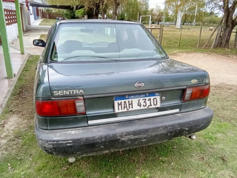 Nissan Sentra  sedán ofrecido en San Ramón 