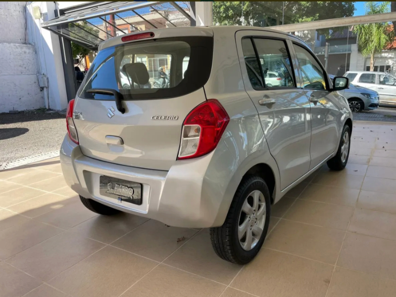 Imagen del Suzuki 2017  1.0 listo para la venta  