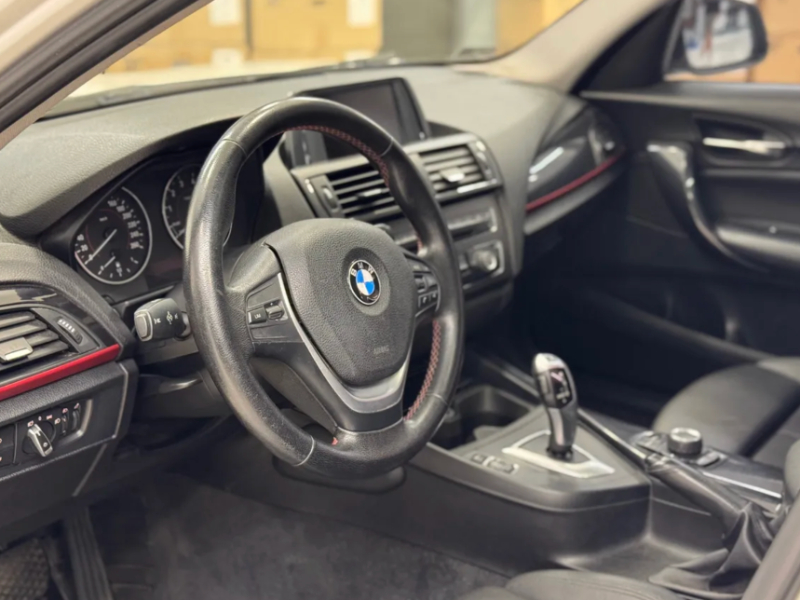 BMW Serie 1  hatchback ofrecido en La Paz 