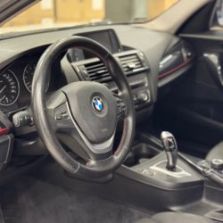 BMW Serie 1  hatchback ofrecido en La Paz 