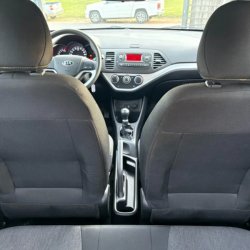 vista interna del Kia