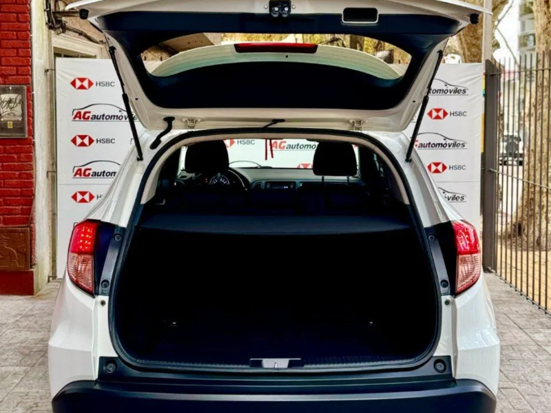 Honda HR-V  suv ofrecido en Pocitos Nuevo 