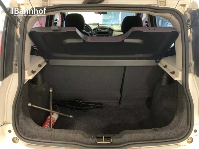 Venta en Uruguay de Fiat Uno  4 puertas 