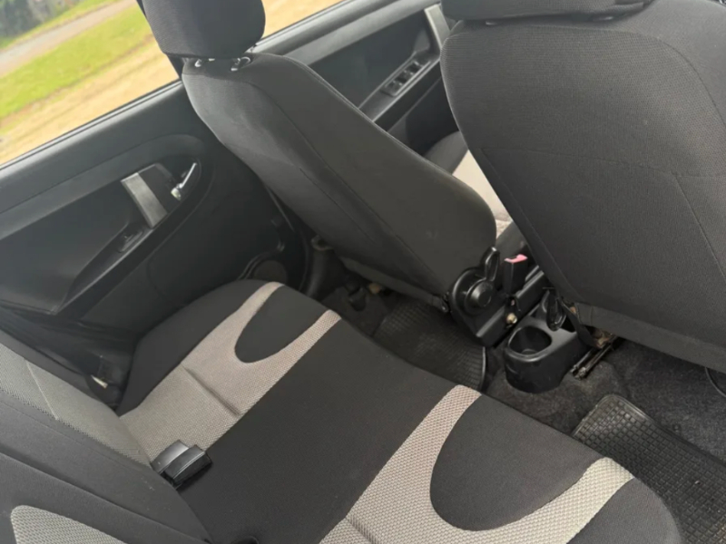 Venta en Uruguay de Gelly LC  4 puertas 