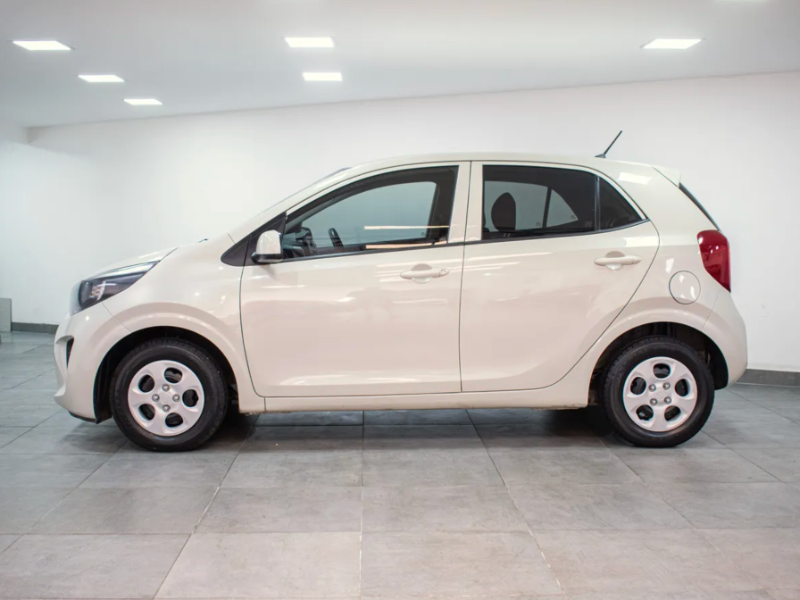 Kia Picanto  hatchback ofrecido en Malvín 