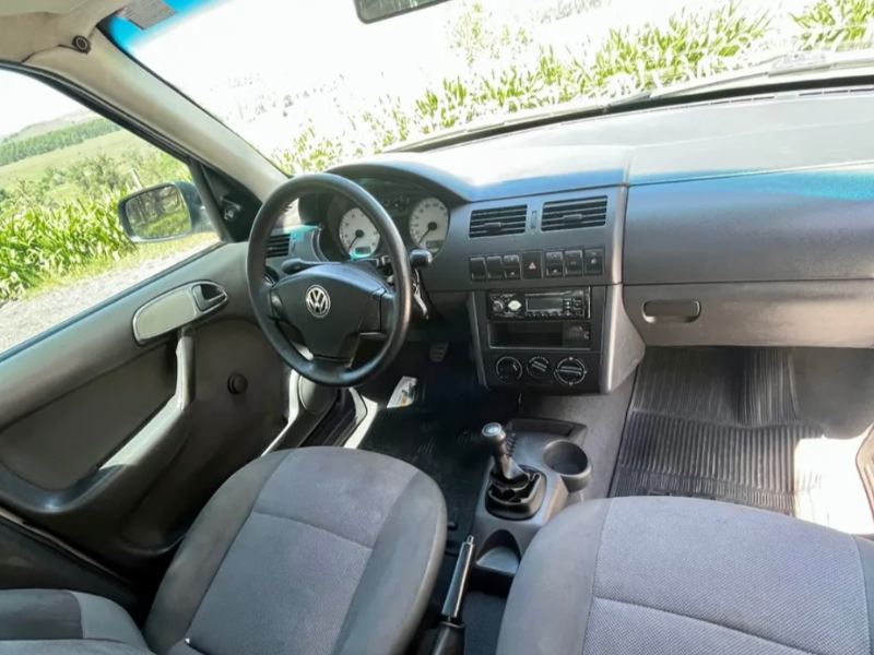 Venta en Uruguay de Volkswagen Saveiro  2 puertas 