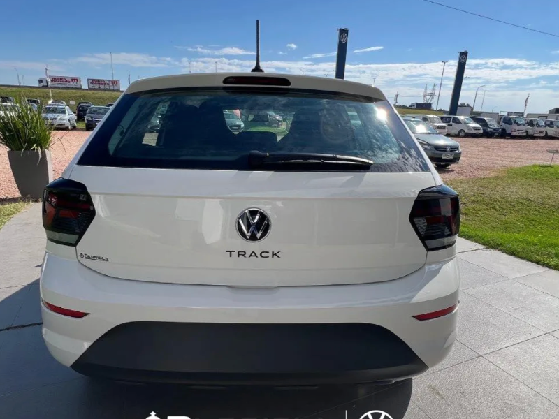 Venta en Uruguay de Volkswagen Polo Track  4 puertas 
