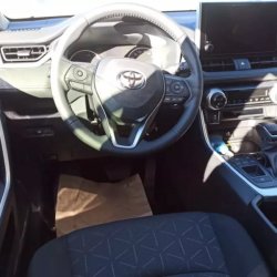 Toyota RAV4  suv ofrecido en Trinidad 