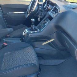 Modelo 5008 por dentro