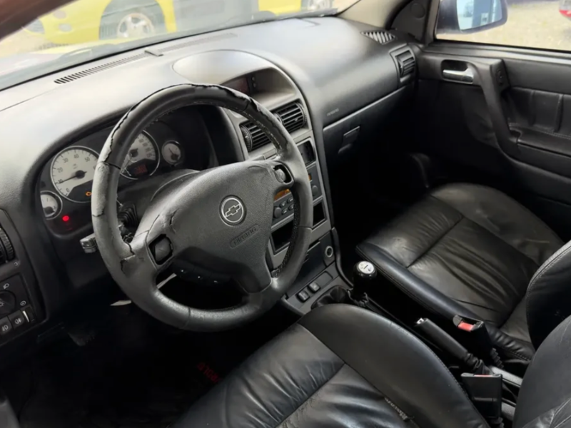 Venta en Uruguay de Chevrolet Astra  4 puertas 