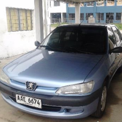 Foto: Peugeot 306 XN Sedán 1.4