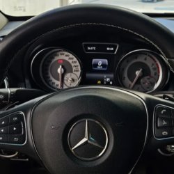 Venta en Uruguay de Mercedes-Benz Clase CLA  4 puertas 