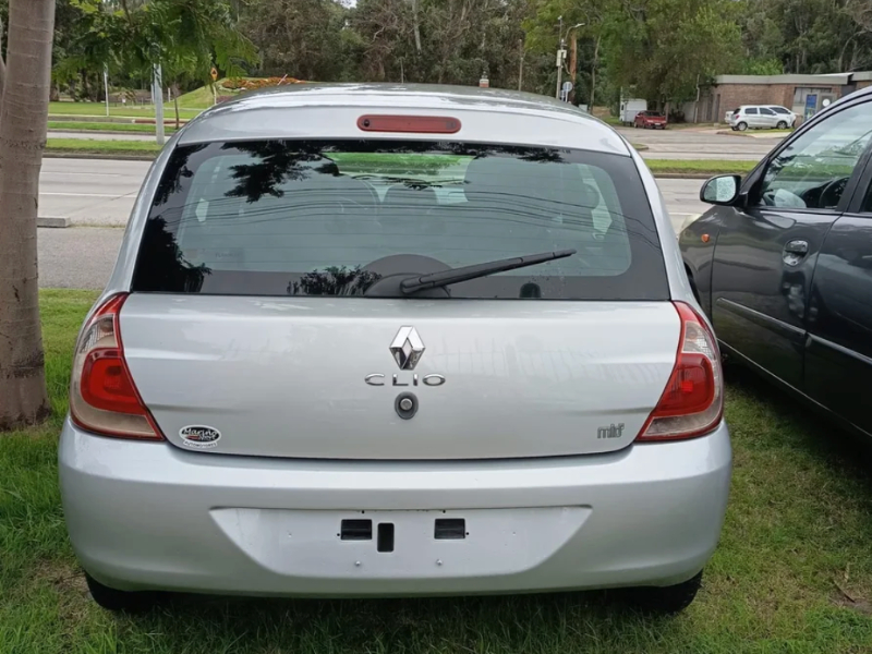 Renault usado en Montevideo