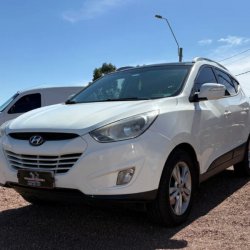 Venta en Uruguay de Hyundai Tucson  4 puertas 