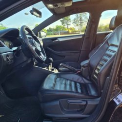 Venta en Uruguay de Volkswagen Vento  4 puertas 
