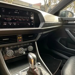 Volkswagen Vento Precio
