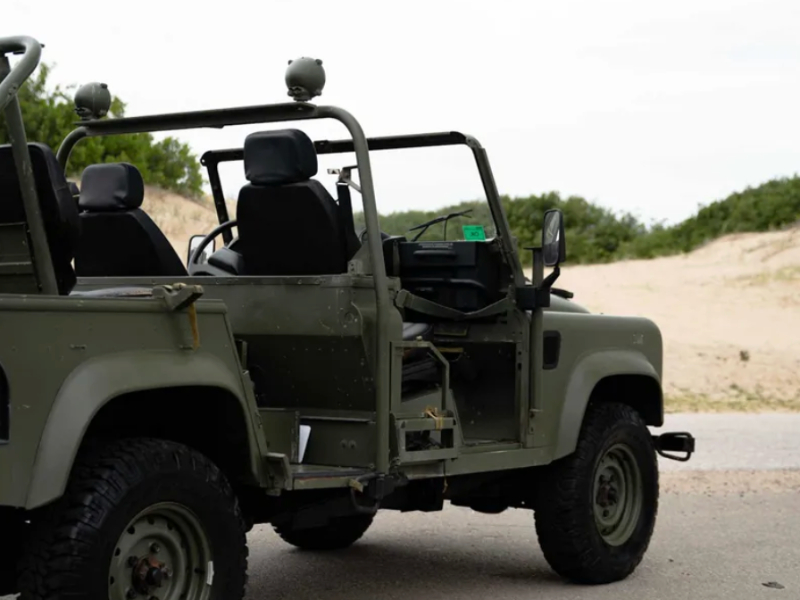 Land Rover Defender  suv ofrecido en Maldonado 