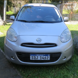 Foto: Nissan March Extra Full 1.6 2013 | Dueño Vende en Minas