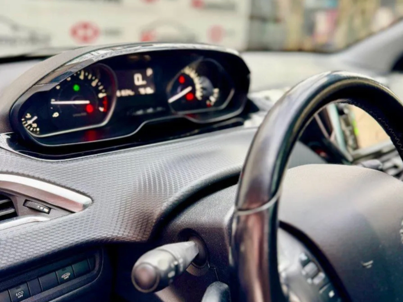 Imagen de  Automática  2018 Peugeot 208