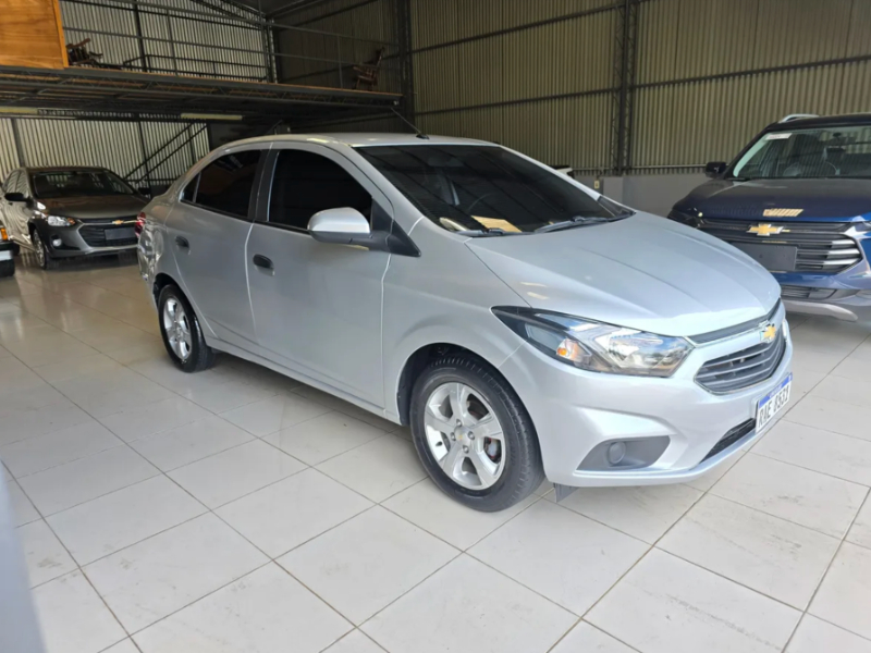 Venta en Uruguay de Chevrolet Prisma  4 puertas 