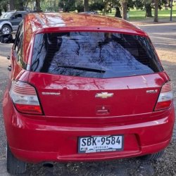 Chevrolet Agile  hatchback ofrecido en Parque Batlle 