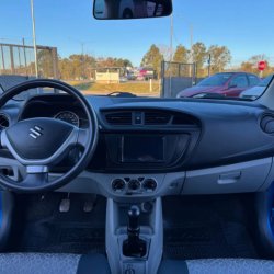 Venta en Uruguay de Suzuki Alto  4 puertas 