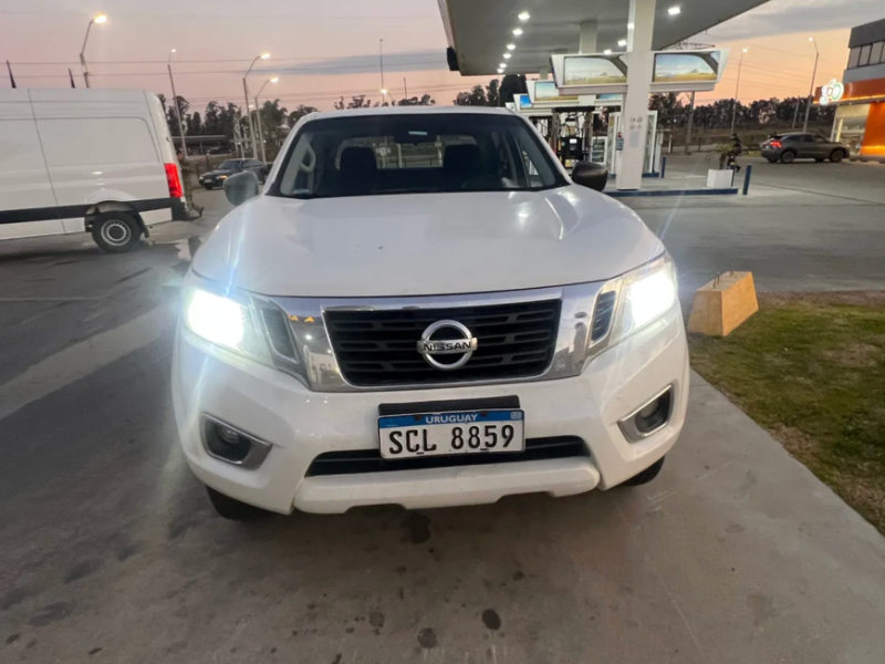 venta de Nissan NP300 Frontier usado