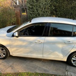 Peugeot 308  hatchback ofrecido en Carrasco 