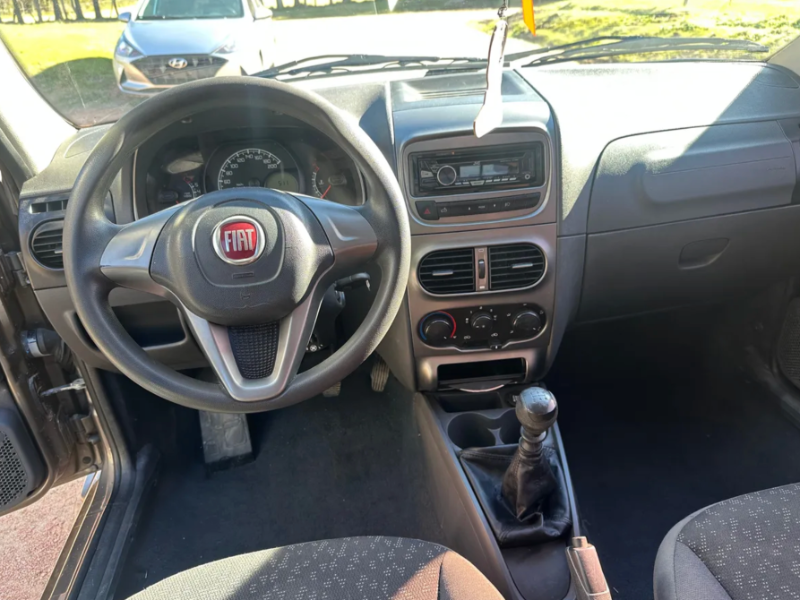 Fiat Strada  pickup ofrecido en Maldonado 