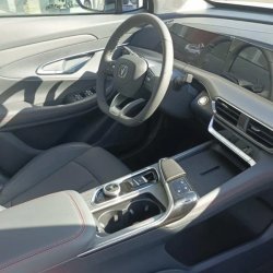 Venta en Uruguay de Changan UNI-T  4 puertas 